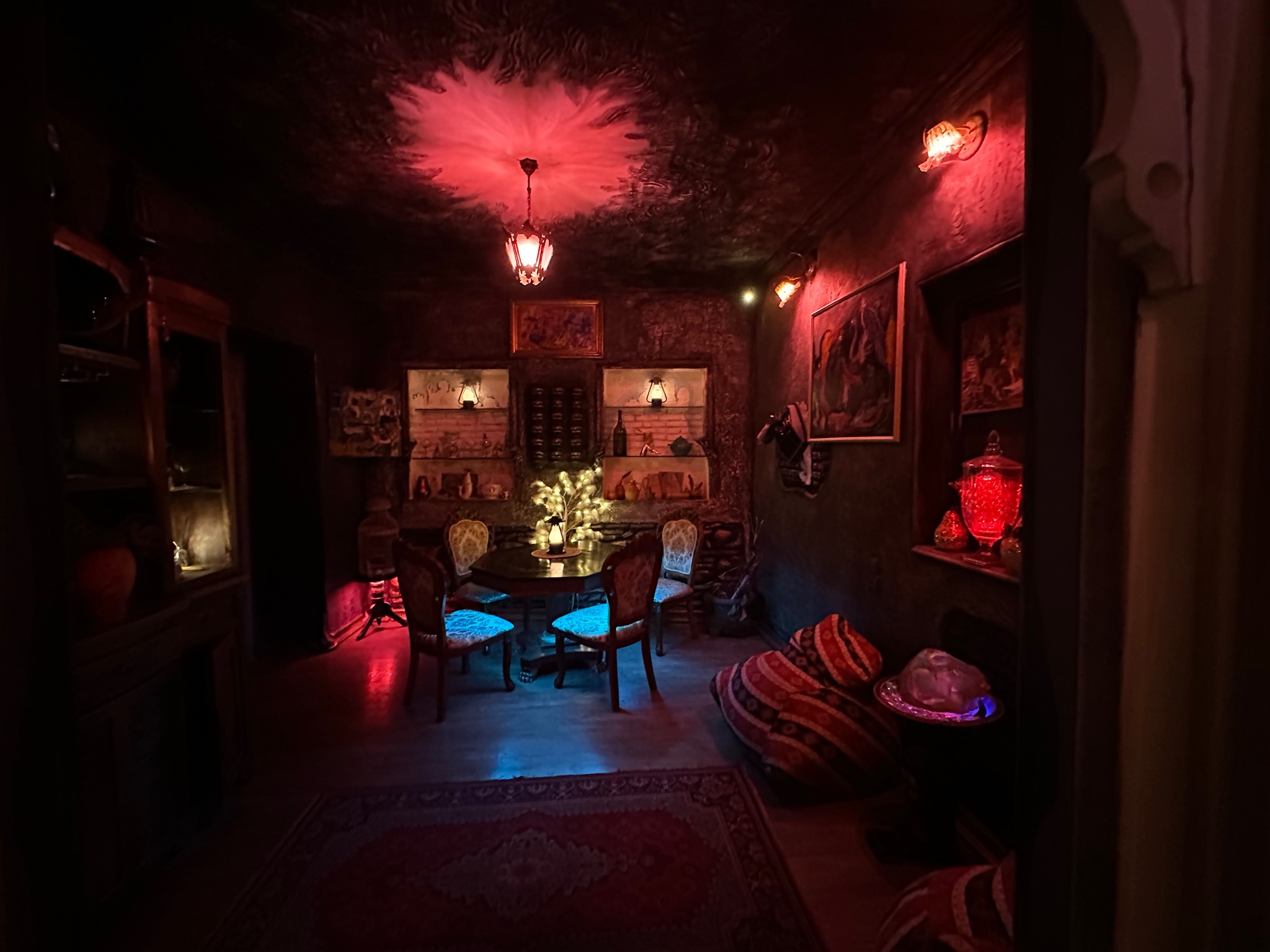 Dark red room inside Impulse